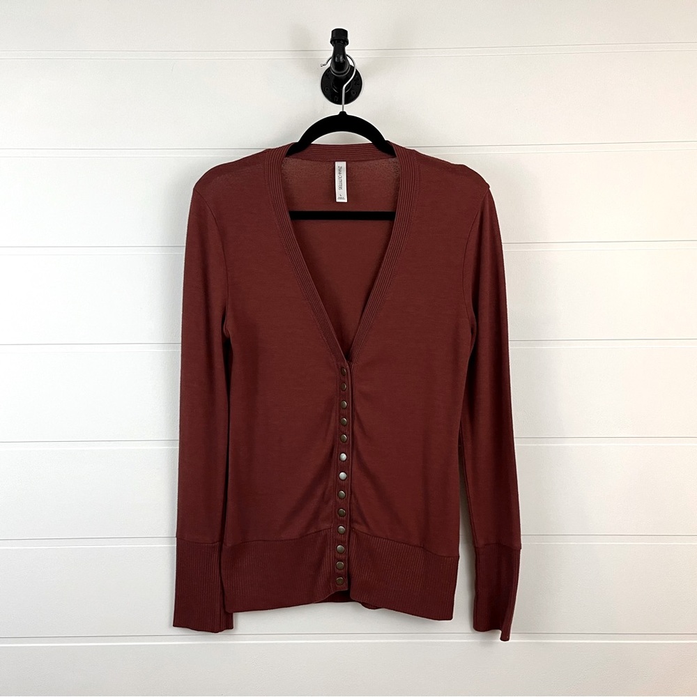 Rust Colored Sz L Zenana Outfitters V neck Copper button up cardigan
